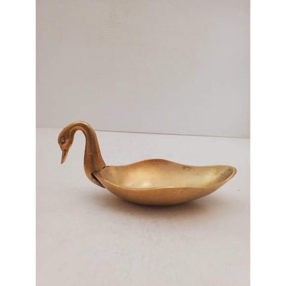 Vintage / BRASS SOAP DISH / Solid Brass Soap Holder Soap Dispenser Vinta… - Picture 2 of 10